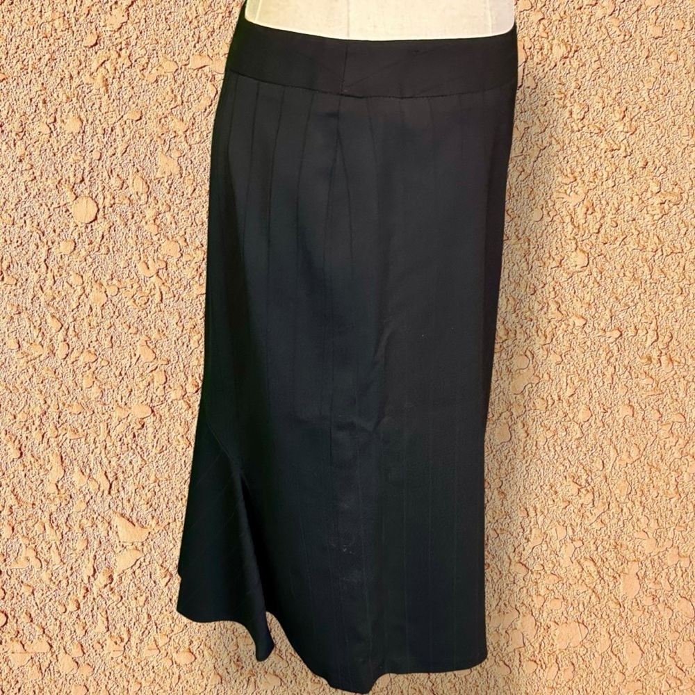 Max Mara Black Faint Burnout Stripe Fluted Back Pencil Skirt Size 2 - Picture 12 of 14